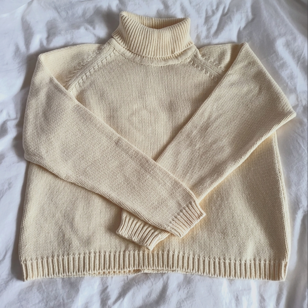 Jeanne Pierre Cotton Turtleneck Sweater sz. M